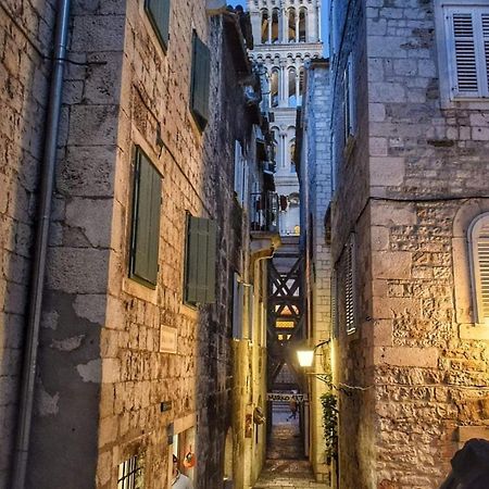 Largo Apartment In The Heart Of Diocletian Palace สปลิท ภายนอก รูปภาพ